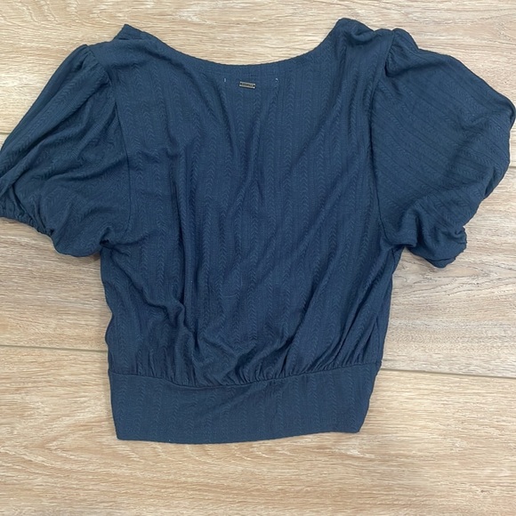 O’Neill top - size M - NEW! - Picture 3 of 4